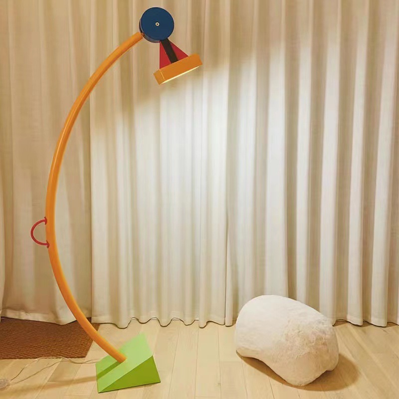 Floor Lamp Tripod - Moderno criativo cor dos desenhos animados