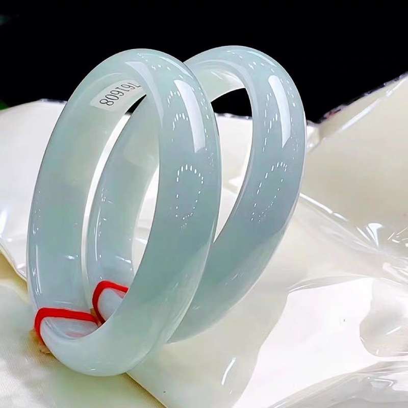 Lighting & Home Decor Studio Photos - Pulseira de Jade Birmanês Antigo, Bracelete