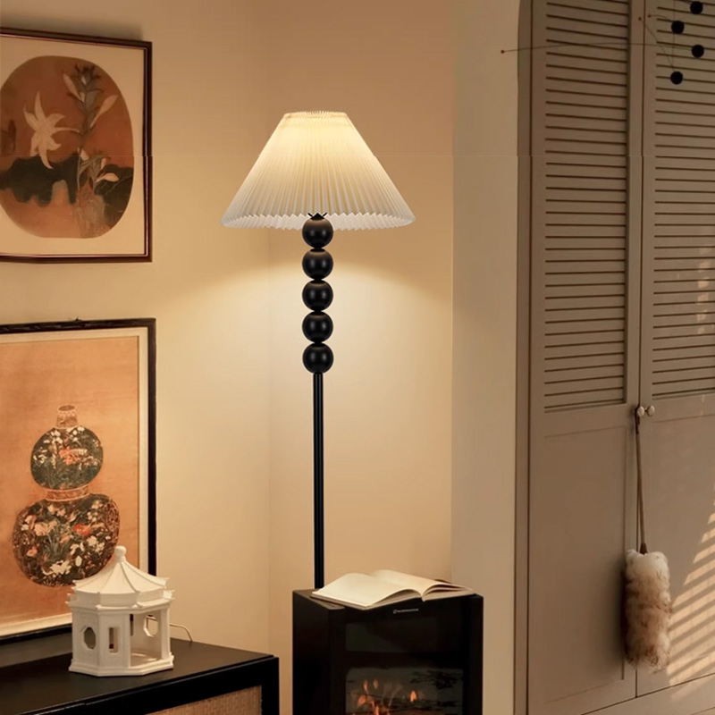 Floor Lamp Tripod - Retro plissado lâmpada de assoalho sala