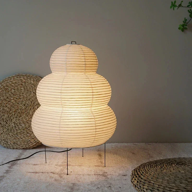 Lâmpada de chão com tripé wabi - Floor Lamp Tripod avaliação e preço