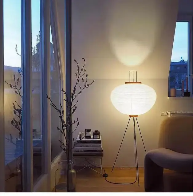 Lâmpada de chão com tripé wabi - Floor Lamp Tripod avaliação e preço