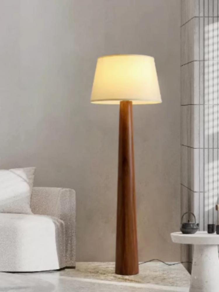 Luminária de chão cônica de ca - Floor Lamp Tripod avaliação e preço