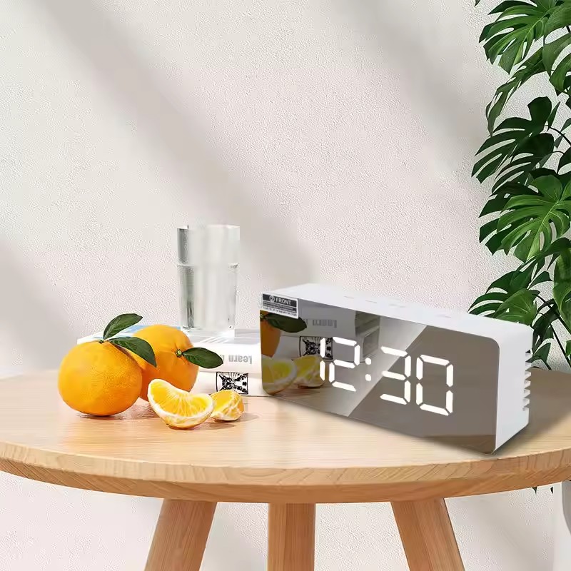 1pc branco relógio digital led - Lighting Home Decor Wall Clocks avaliação e preço