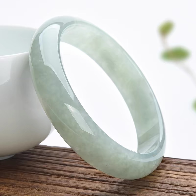Pulseira de Jade Antiga de Mia - Lighting & Home Decor Studio Photos avaliação e preço